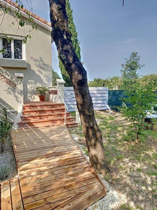 Appartamento Les Penates Du Pastel - Jardin & Terrasse Villefranche-de-Lauragais Esterno foto